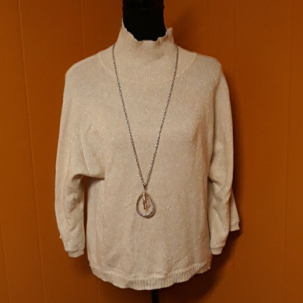 New York and Company sweater top sz M